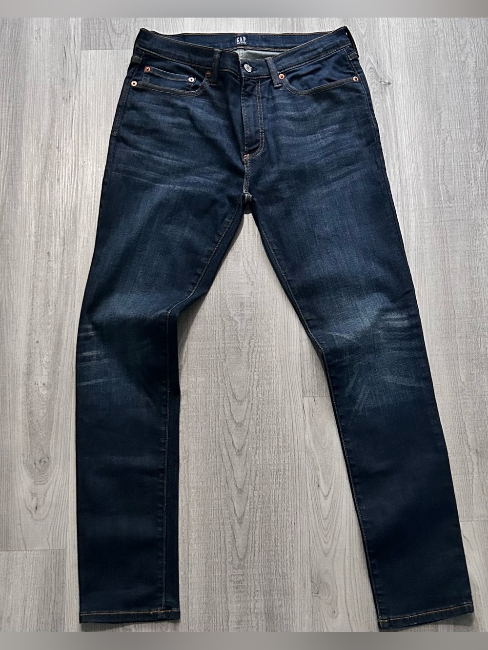 GAP MENS JEANS